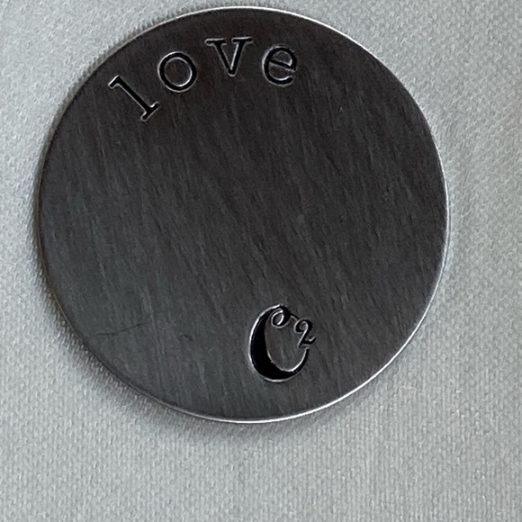 Origami Owl “Love” Back Plate - Picture 5 of 6